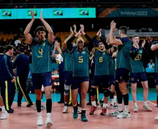 Na emoção, Brasil vence Cuba e avança às semis do vôlei masculino