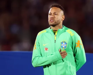 Neymar é operado com sucesso e deve ter alta até sábado