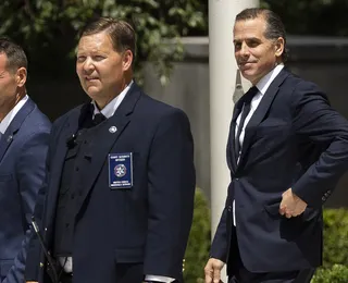 Promotor anuncia que acusará filho de Biden por posse ilegal de arma