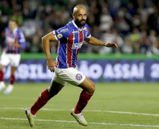 Thaciano celebra goleada contra o Coritiba: "Feliz pelo resultado"