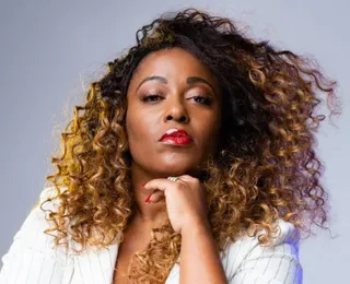 Tia Má 'solta o verbo' e condena banda por xenofobia contra baianos