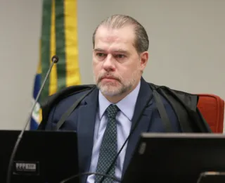 Toffoli sugeriu que Bolsonaro não passasse faixa para Lula na posse