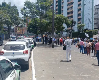 Trabalhadores da Transalvador se manifestam no bairro dos Barris