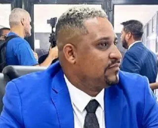 Vereador é punido após chamar primeira-dama de "cachorra"