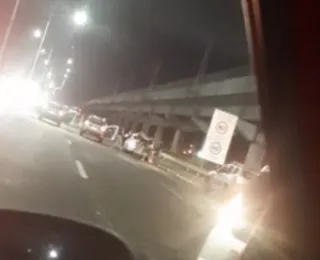 Vídeo: motoristas relatam tentativa de arrastão na BR-324