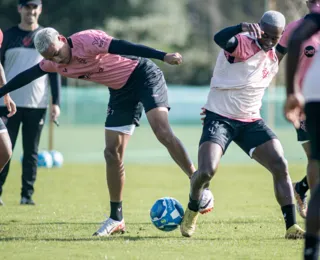 Vitória realiza treino final para pegar a Chapecoense