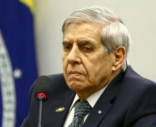 Zanin nega pedido do general Heleno de faltar a depoimento à CPMI