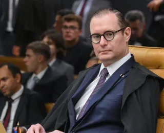 Zanin pede informação sobre aumento de 300% em salário de governador