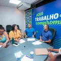 Elinaldo Araújo discute valorização dos professores imagem