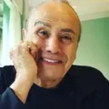 Stenio Garcia fala se pronuncia nas redes sociais após alta médica imagem