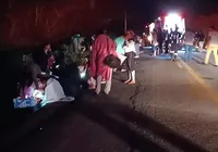 Acidente com ônibus deixa 29 passageiros feridos na Bahia