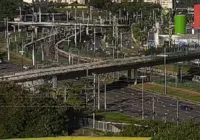 Acidentes envolvendo motos e carros deixam três feridos na Paralela