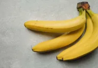 Acordou com ressaca? Confira alimentos que aliviam sintomas