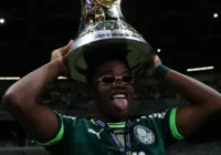 Aos 17 anos, Endrick supera marca de Neymar no Brasileirão; confira