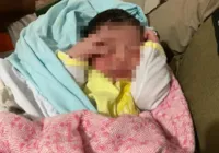 Bebê é encontrado com vida dentro de saco plástico na RMS