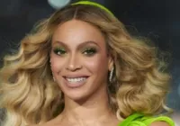 Beyoncé revela doença crônica e fala sobre sua relação com o cabelo