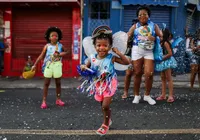 Bloco Mangueirinha faz a festa da criançada na Liberdade