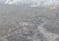 Bombeiros extinguem incêndios em quatro regiões da Bahia