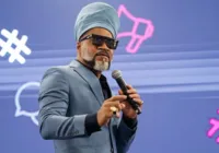 Brown convida Daniela, Margareth, Saulo e Luiz Caldas para 'Enxaguada'