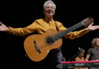 Caetano Veloso encerra turnê em Salvador com Concha lotada