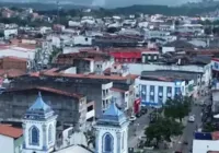 Corpo de recém-nascido prematuro é encontrado em lixo de hospital