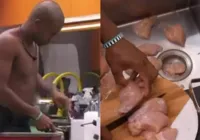 Davi limpa frango na pia e divide opiniões nas redes sociais