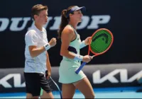 Dupla de Stefani perde nas quartas e dá adeus ao Aberto da Austrália