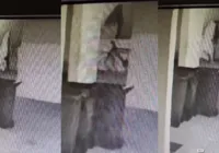 Fantasma? Ladrão com lençol furta bicicleta em Salvador; veja vídeo