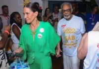 Gilberto Gil e Flora Gil curtem folia no camarote Expresso 2222