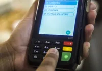 Governo aceita denúncia contra empresas por cobrança de juros