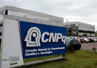 Gravidez é usada como justificativa para recusar pedido de bolsa