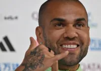 Instituto fundado por Daniel Alves volta a receber verba do governo