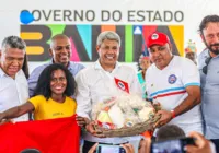 Jerônimo inaugura escola de tempo integral no extremo sul da Bahia