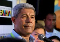 Jerônimo participa de aula inaugural da rede estadual de ensino