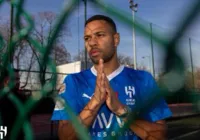 Lateral da Seleção Brasileira é mais um a trocar Europa pela Arábia