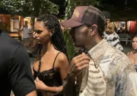 Lewis Hamilton desembarca na Bahia para passar Réveillon; vídeo