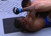 Lutador brasileiro tem orelha quase decepada após golpe no ACA 136