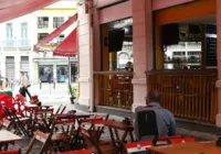 Mais da metade dos bares e restaurantes opera sem lucro em novembro