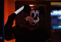 Mickey Mouse vira assassino em novo filme de terror