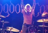 Morre o baterista James Kottak, da banda alemã Scorpions