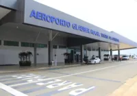 Mulher é presa por furtar celular dentro de avião na Bahia