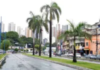 Mulher é presa suspeita de extorquir comerciantes em Salvador