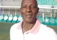 "Os caras ganham do Bahia andando", reclama Zé Carlos