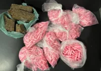 PM apreende cerca de 700 pinos de cocaína e um kg de maconha