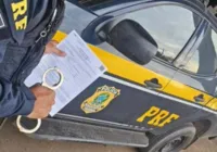 PRF cumpre mandado de prisão e prende motorista em Itaberaba
