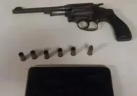 Pai atira em cliente, mas atinge o filho durante briga de bar em MG