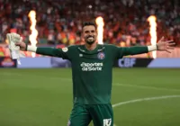 Paredão tricolor! Marcos Felipe é destaque entre goleiros da Série A