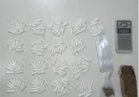 Polícia prende suspeito de tráfico e apreende drogas em Camaçari