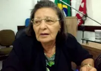 Prefeita manda recolher celulares antes de reunião com sindicalistas