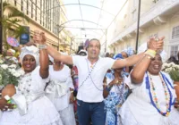 Prefeitura faz entrega de 580 kits para baianas de acarajé